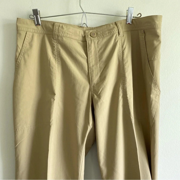 PATAGONIA Intercontinental Tan  Mid-Rise Hiking Pants Size 12 - Picture 4 of 16